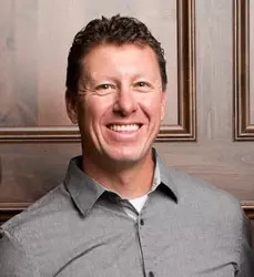 Rob Martindale headshot